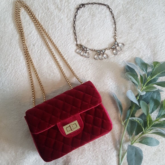 Lola Quilted Velvet mini crossbody - Picture 6 of 7